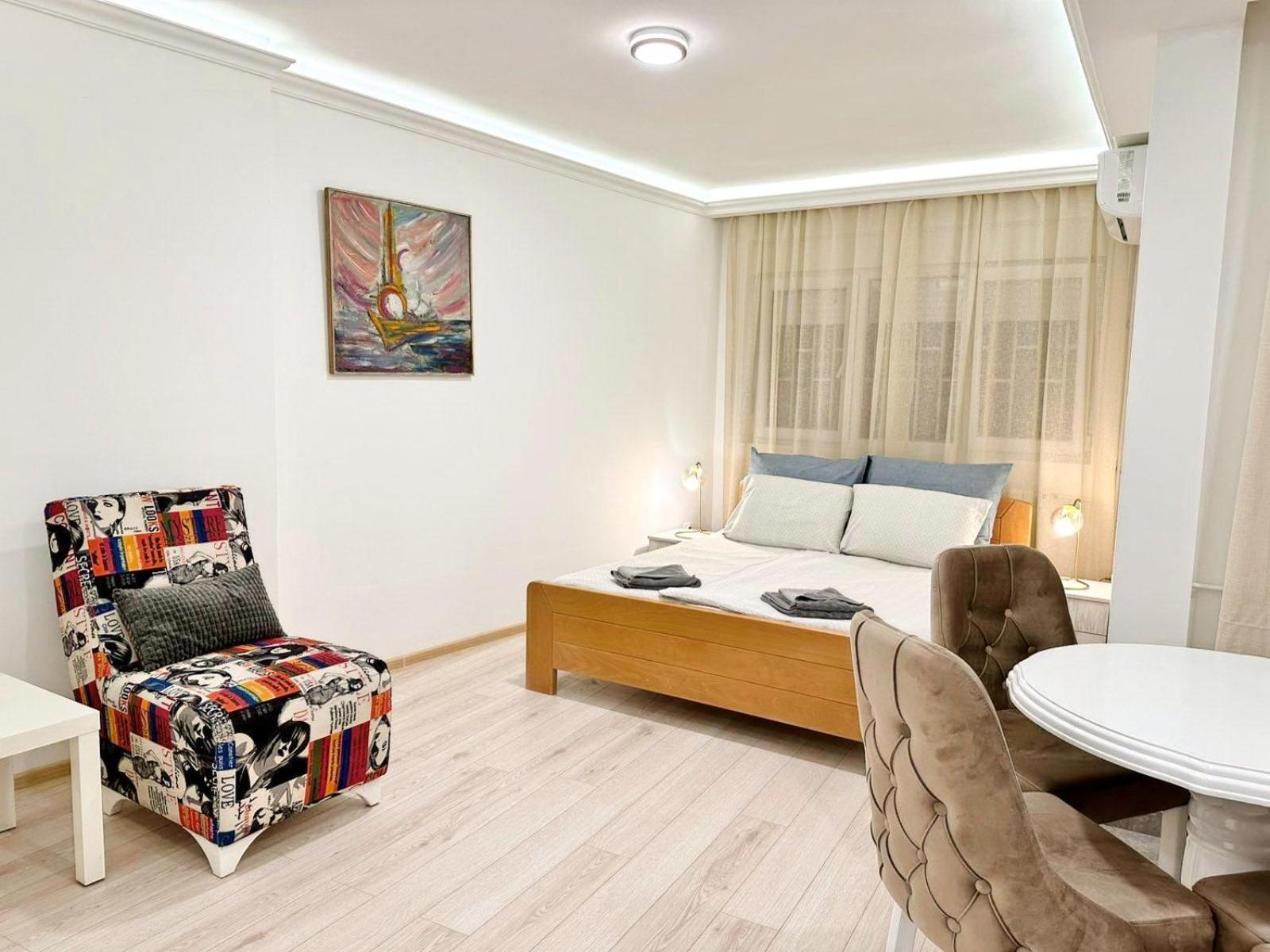 Modern Central Apartments Renovated Belgrado Exterior foto