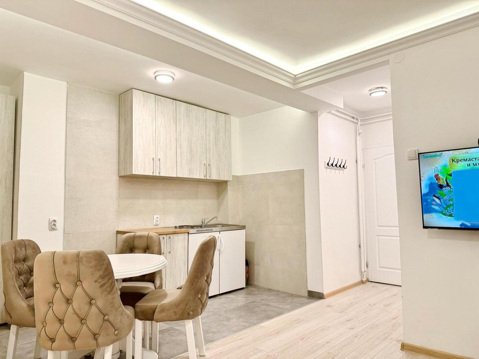Modern Central Apartments Renovated Belgrado Exterior foto